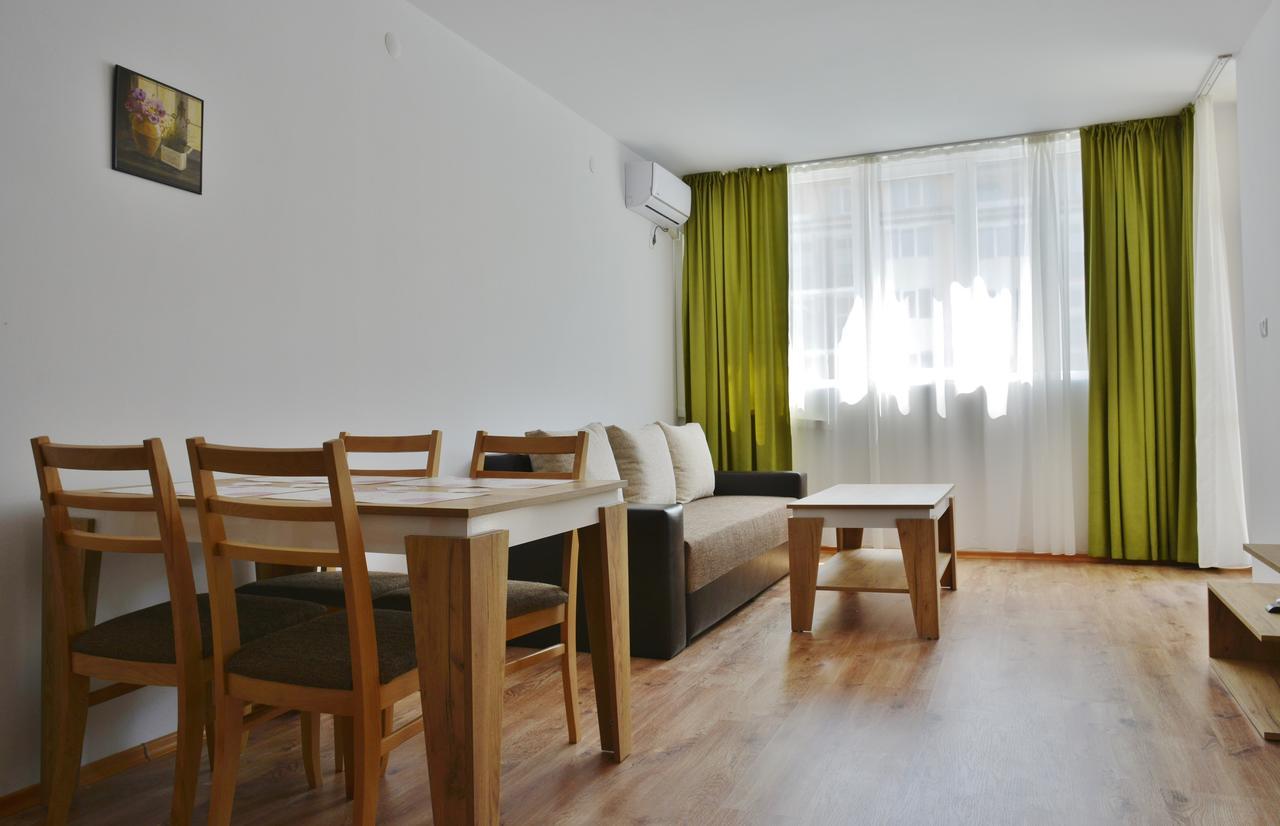 Apartcomplex Chateau Aheloy